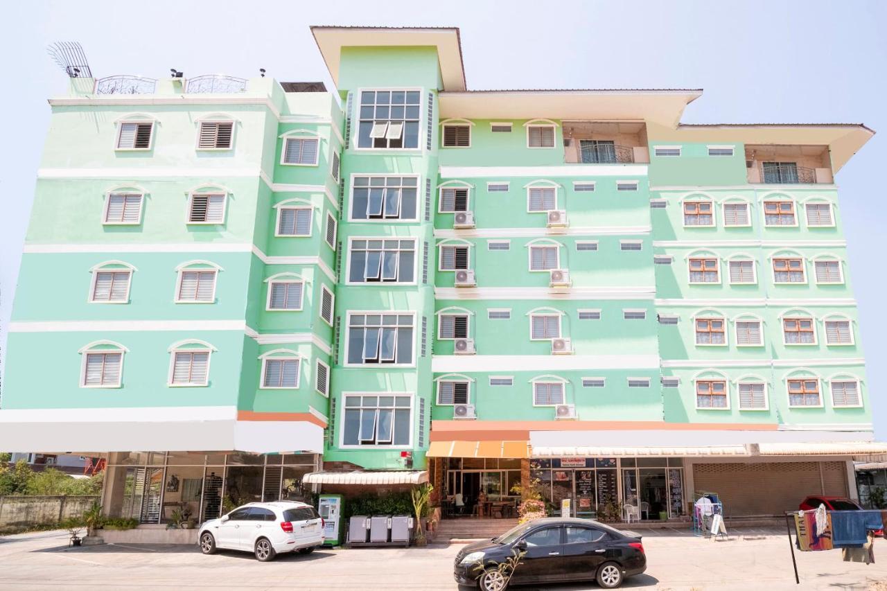 Oyo 663 Green Beach Room Pattaya Exterior foto