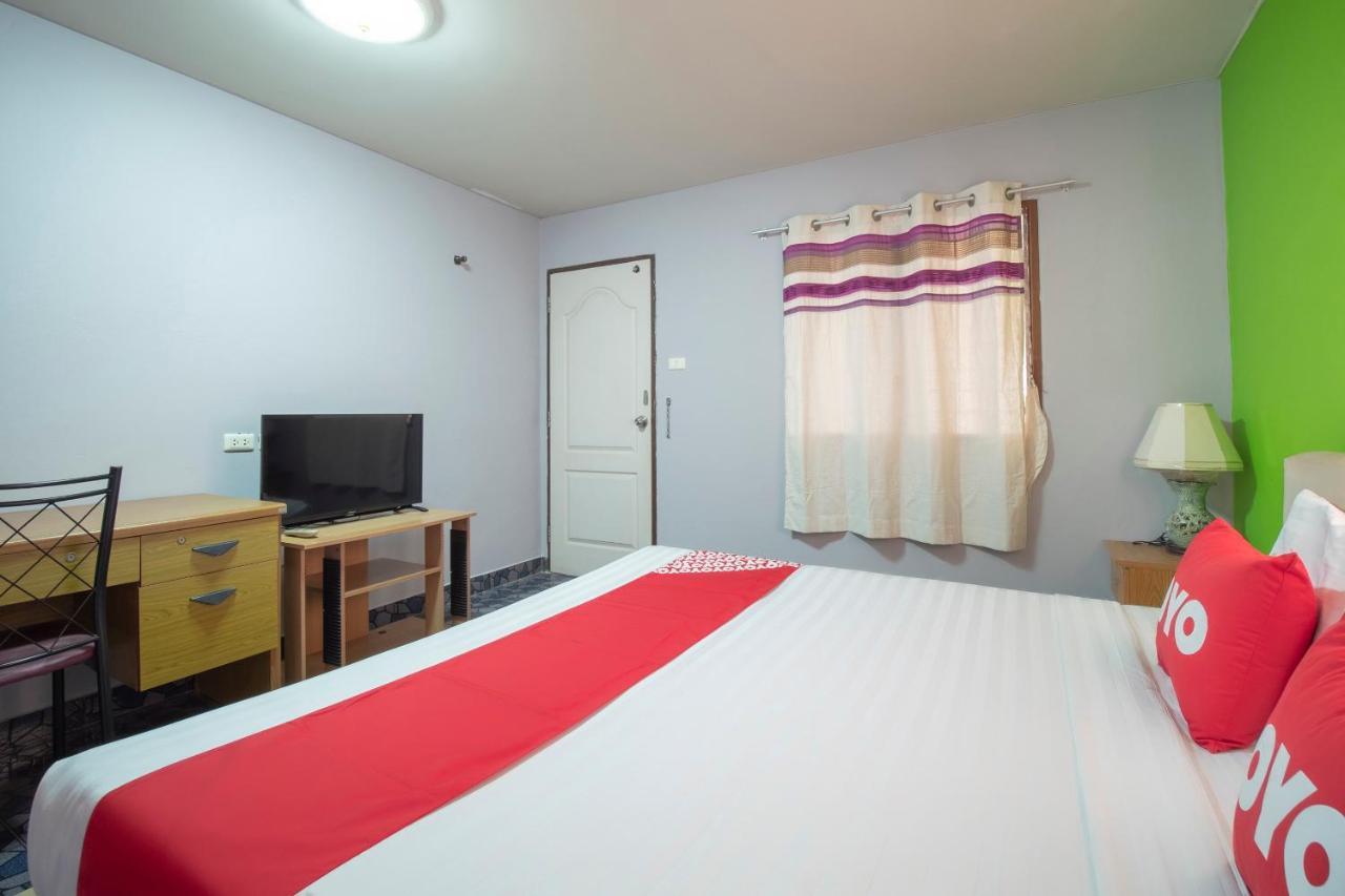 Oyo 663 Green Beach Room Pattaya Exterior foto